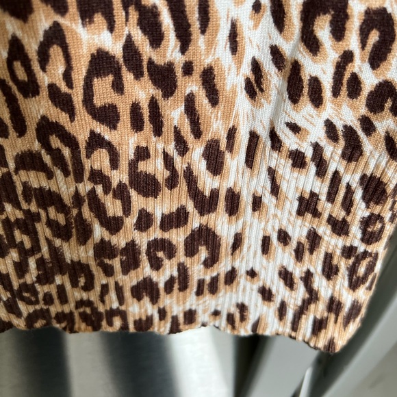 INC International Concepts Cheetah print, button up lightweight sweater.Size XL - Picture 4 of 5